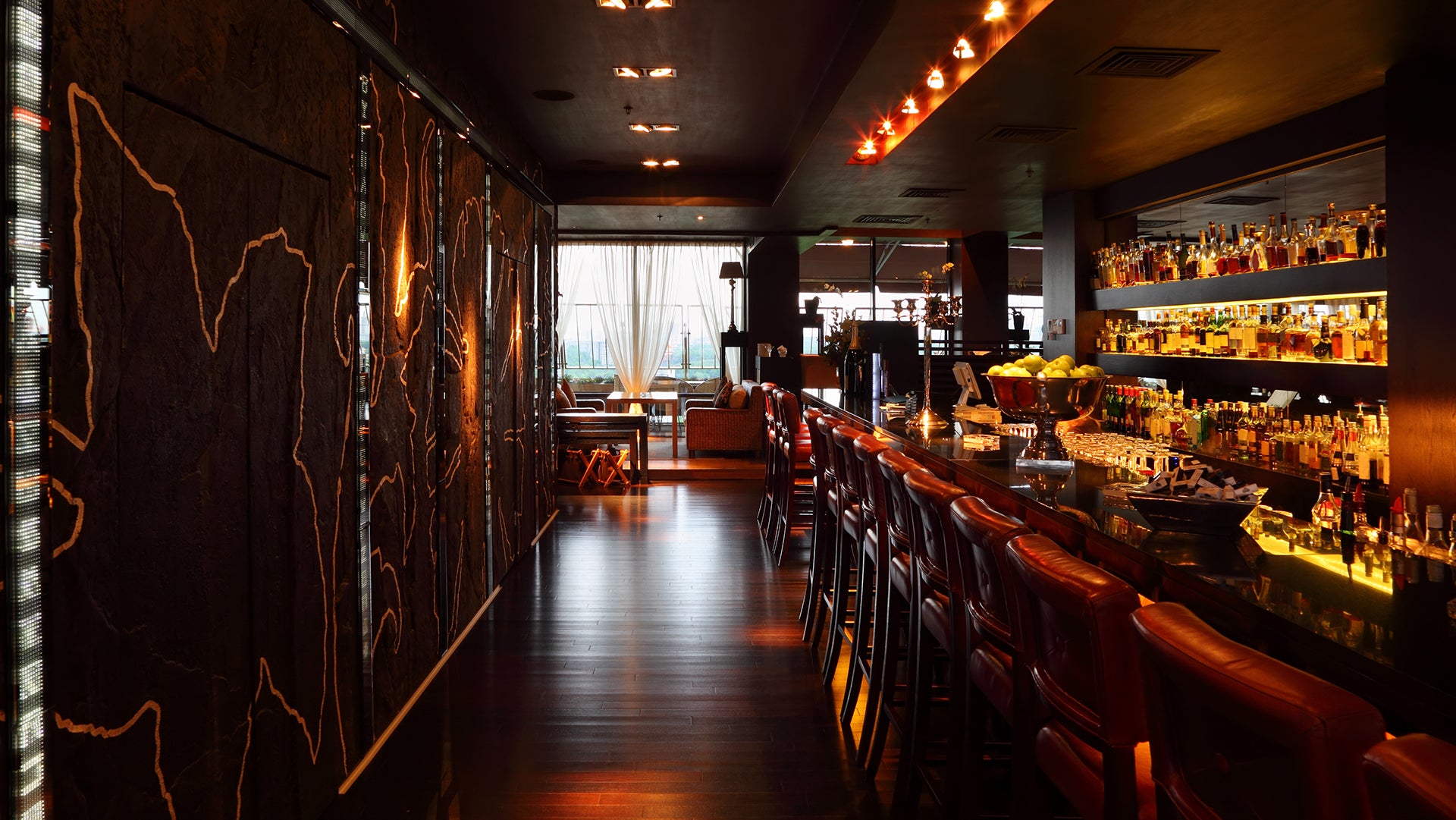 Stunning set for bar